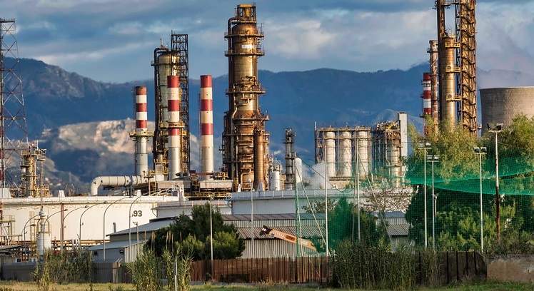 3 Faktor yang Paling Mempengaruhi Harga Minyak