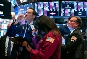 pasar saham di tengah pandemi