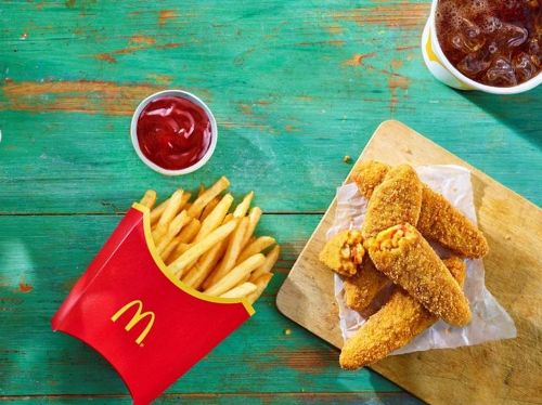 membuka restoran ala McDonald