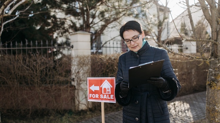 Strategi Beli Rumah Dari Tabungan Emas
