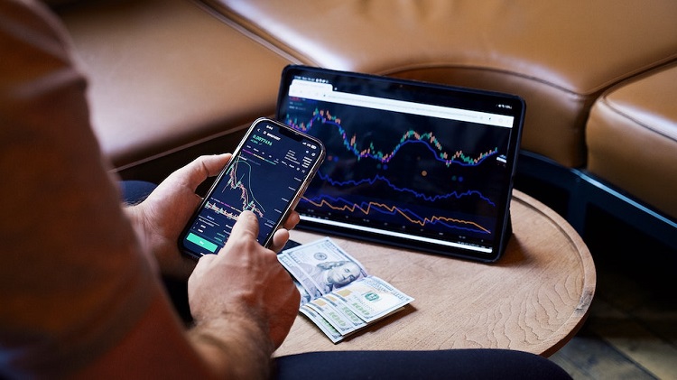 Pola Candlestick Reversal Bullish yang Paling Menjanjikan